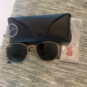 Rayban sunglasses. Green lenses/gold